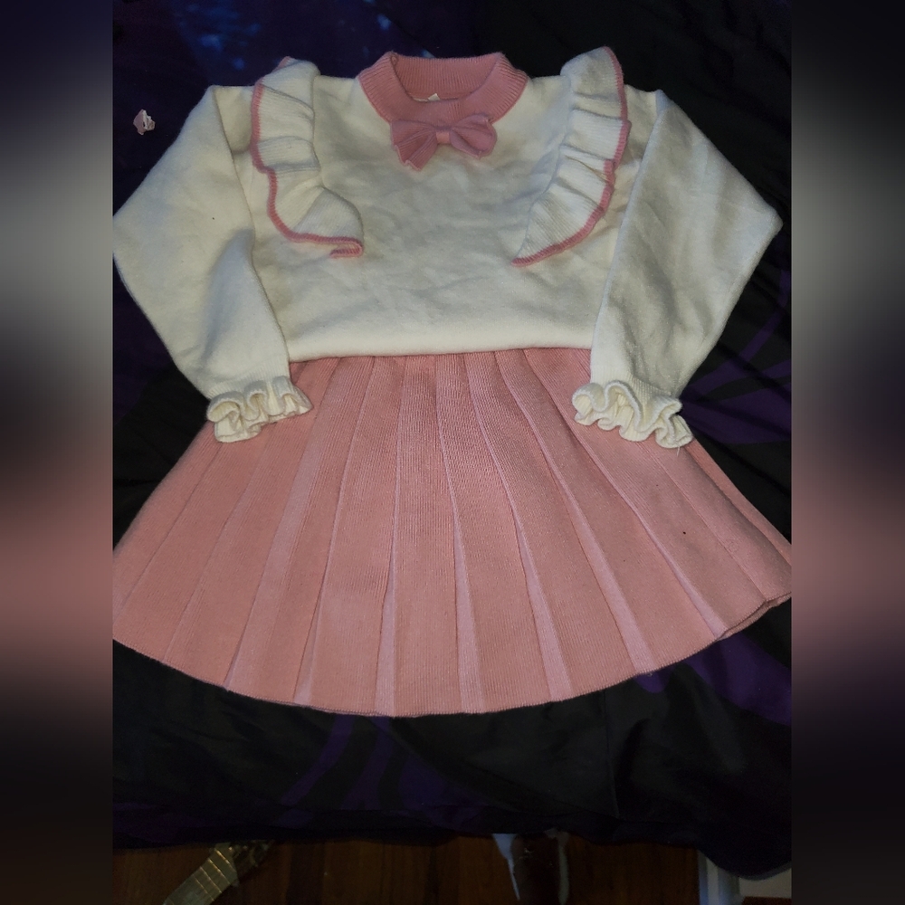 A toddler outfit